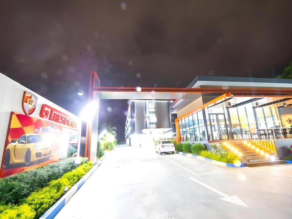 Gt Residence Hotel Buri Ram Zewnętrze zdjęcie