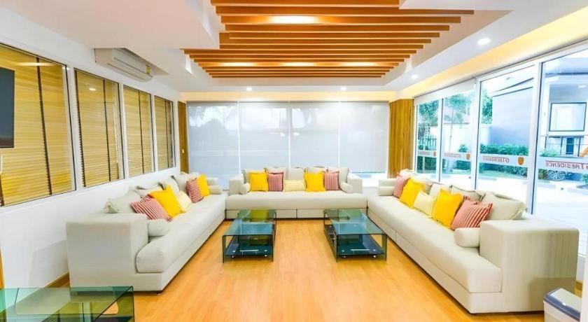Gt Residence Hotel Buri Ram Zewnętrze zdjęcie