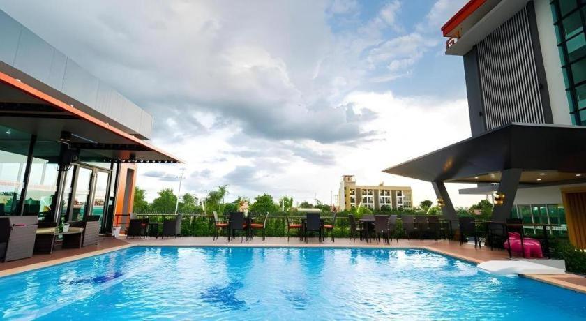 Gt Residence Hotel Buri Ram Zewnętrze zdjęcie