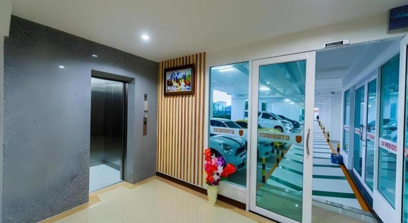 Gt Residence Hotel Buri Ram Zewnętrze zdjęcie